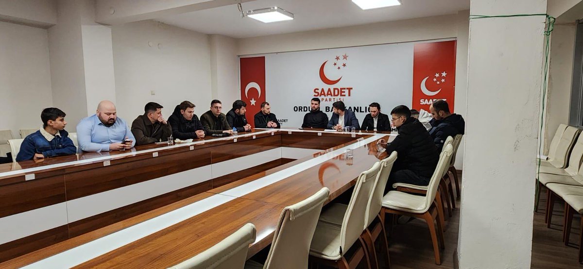 gencsaadet's tweet photo. Genel Merkez Gençlik Kolları Başkan Yardımcılarımız Yalova, Çorum ve Ordu İl Yönetimlerimiz ile bir araya geldiler.

#Ramazan2026 https://t.co/OKyzsT5VOT