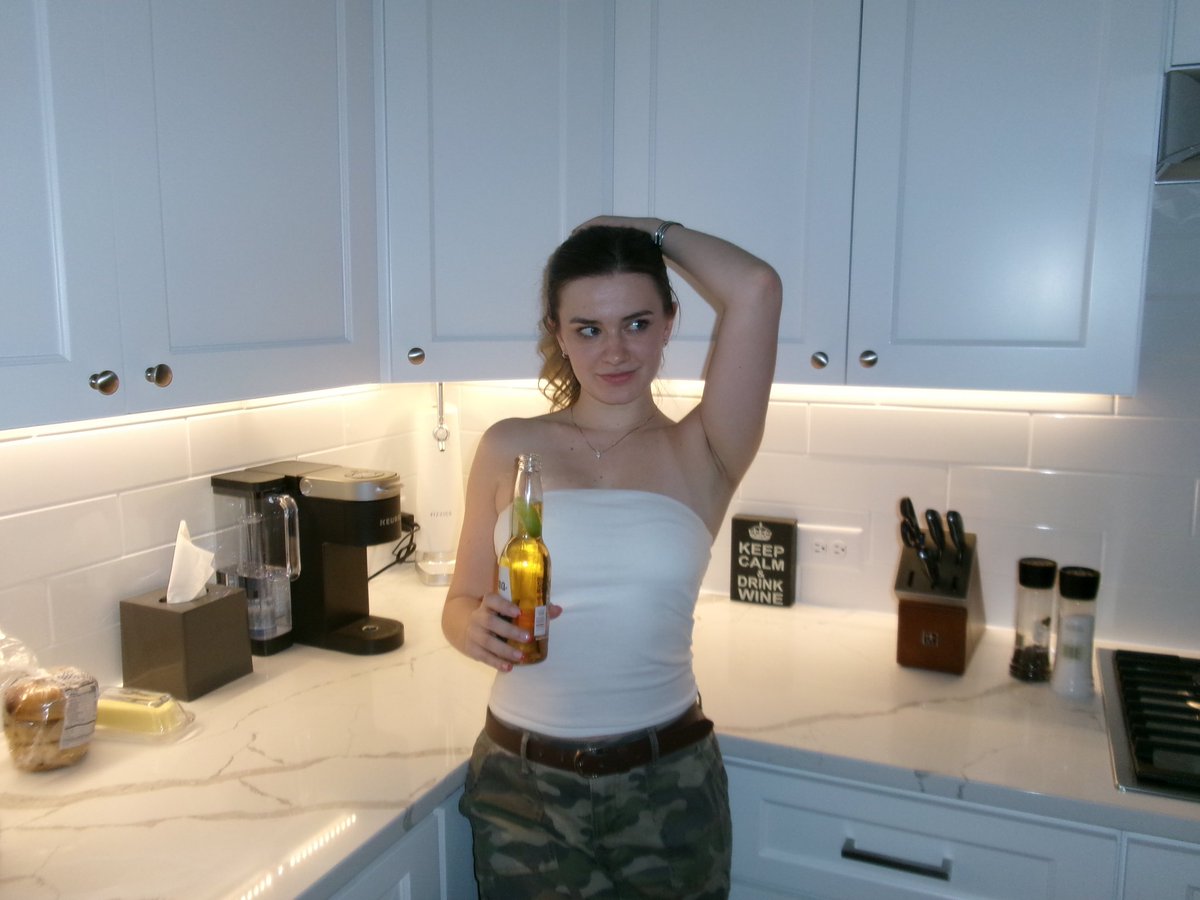 its___caroline's tweet photo. Ao3 may be down but my tits are up https://t.co/8HYoAIw1yt