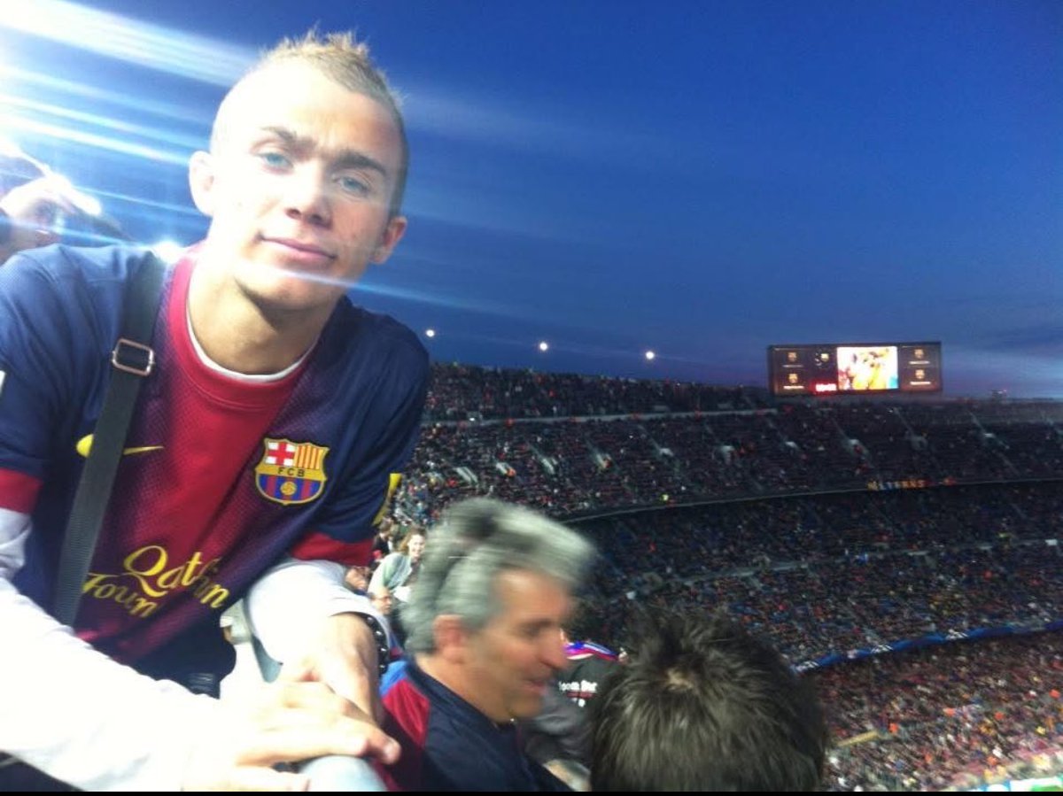 Loguito Fcb tweet media