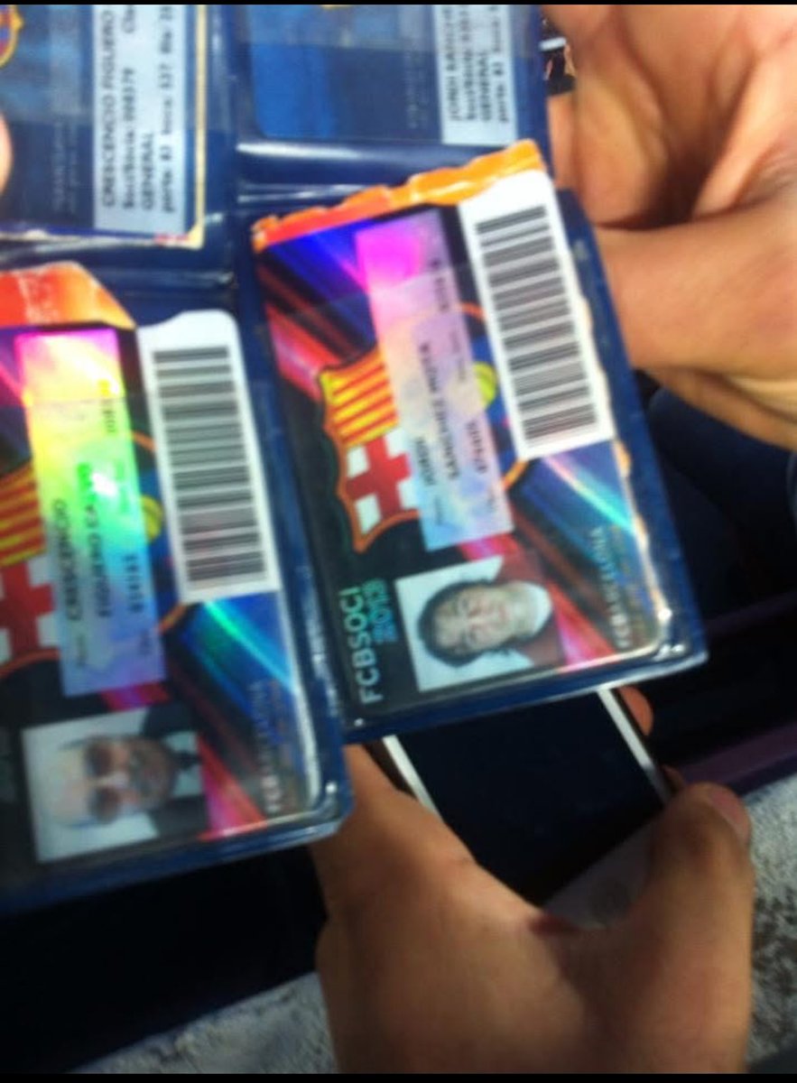 Loguito Fcb tweet media