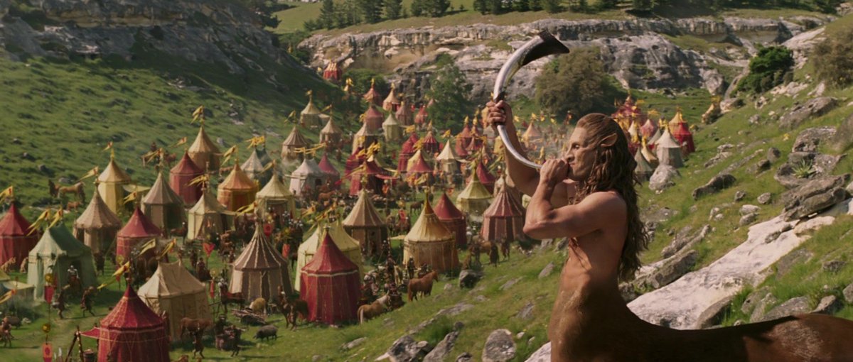 kingofbrethren's tweet photo. when someone asks what my goals are but i’m still hoping to discover a fantasy world and fulfill a prophecy to restore peace to the lands https://t.co/CBQr1XJ8IU