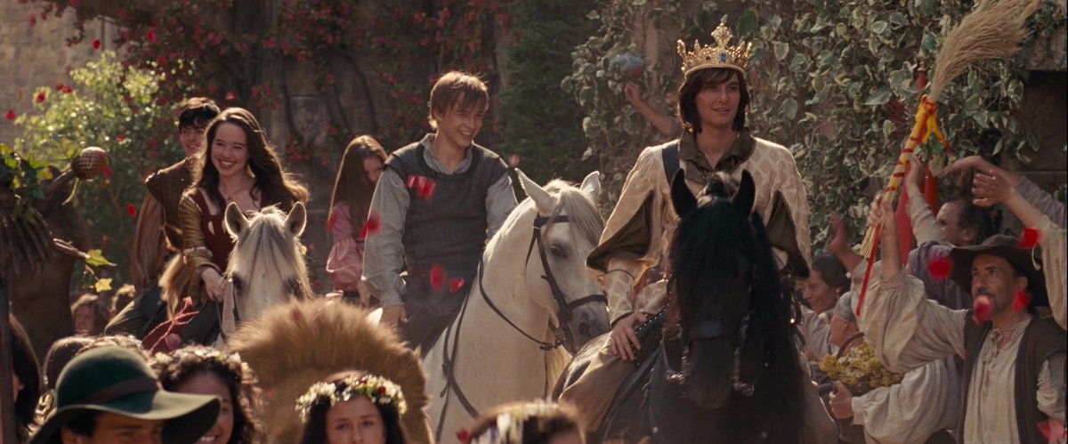 kingofbrethren's tweet photo. when someone asks what my goals are but i’m still hoping to discover a fantasy world and fulfill a prophecy to restore peace to the lands https://t.co/CBQr1XJ8IU