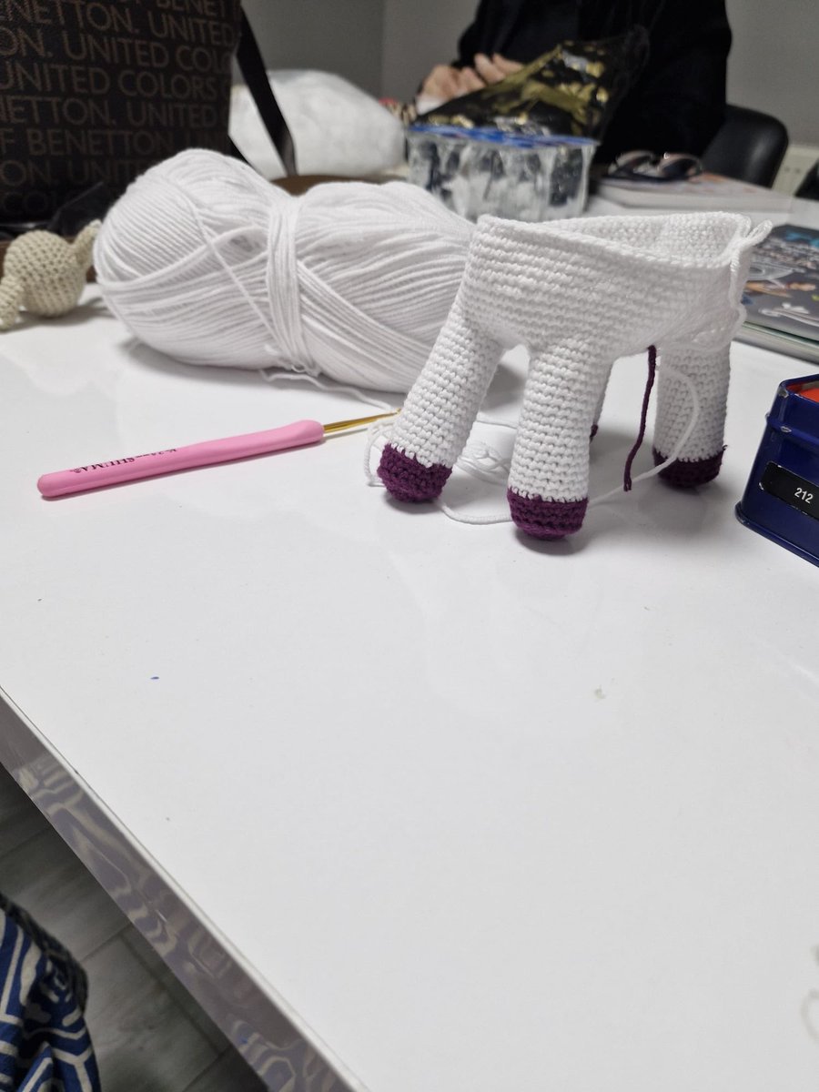 📍 HÜNERHANE | AMİGURUMİ OYUNCAK 🧶🧸

TÜGVA Bolu Kadın ve Aile Koordinatörlüğü bünyesinde düzenlediğimiz Hünerhane atölyesinde, el emeği ve hayal gücümüzü birleştirerek rengârenk amigurumi oyuncaklar tasarlamak için buluşuyoruz. ✨