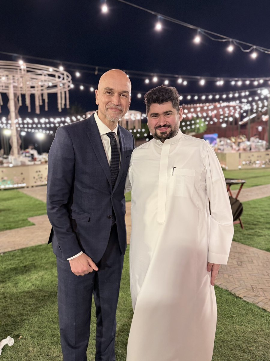 moaidmahjoub's tweet photo. As a proud CAFSDA member, I enjoyed our Annual Iftar with fellow members and the French Consul General  in Jeddah HE @NEHAD___M. Grateful to President Mazen Hakki, General Secretary Ayah Yamani, and Executive Secretary Gisele Nachar for their inspiring leadership. 🇸🇦🇸🇦🇫🇷🇫🇷 https://t.co/UhSCYpYy9V