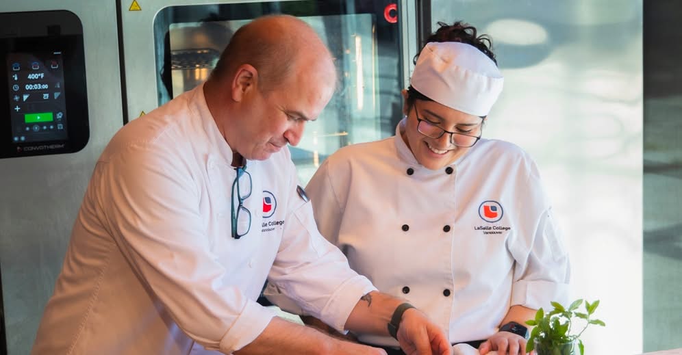 Vancouver International Wine Festival tweet media