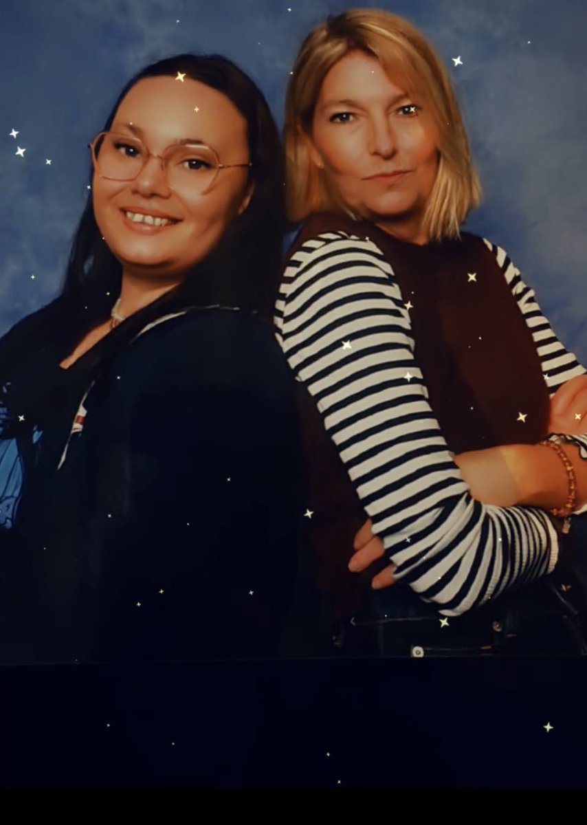 VastrasHuman's tweet photo. Third time meeting Ms Lethbridge-Stewart and she never fails to stun https://t.co/8oo8dpacMp