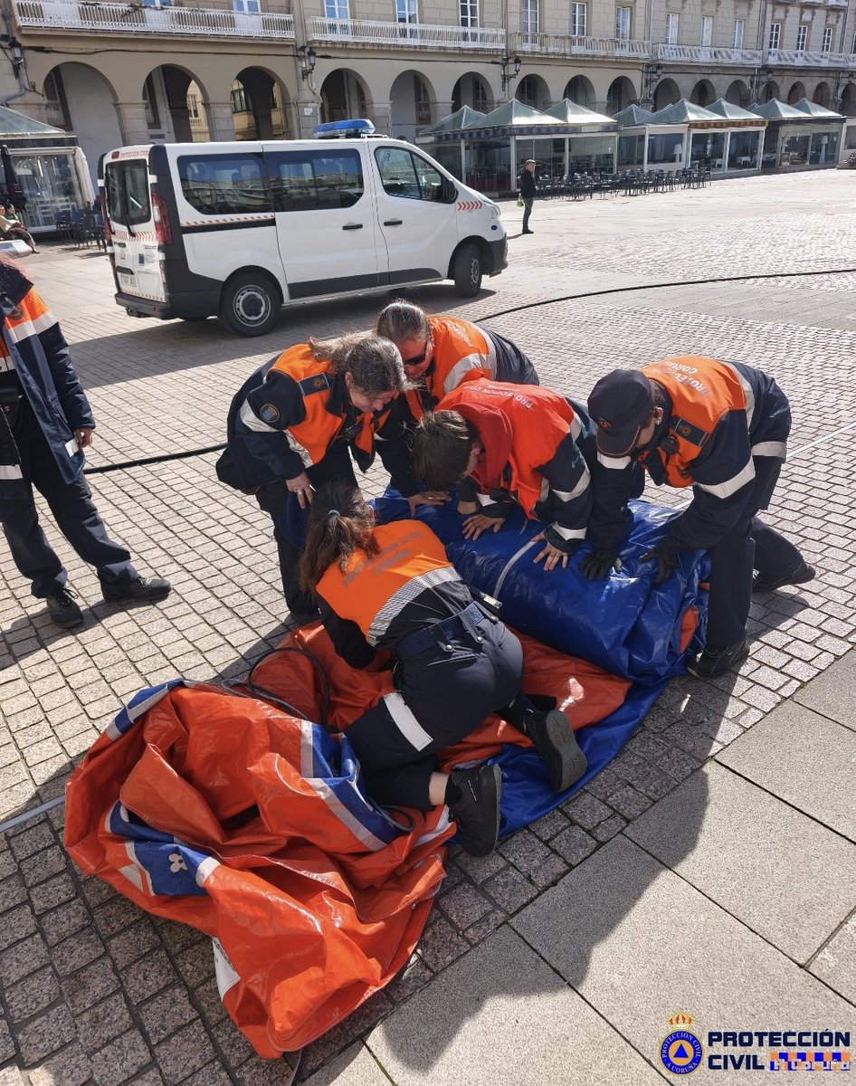 Protección Civil Coruña tweet media