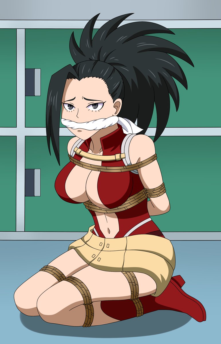 The February DOTM poll winner!

"Escape Training 101" is a special 1-on-1 class taught by Midnight! The ability to escape from any situation is an important skill for any hero (especially female heroes)! But it looks like Momo has a ways to go.

Lewd alts on you-know-where-atron!