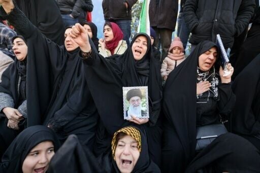 Kavish aziz tweet media