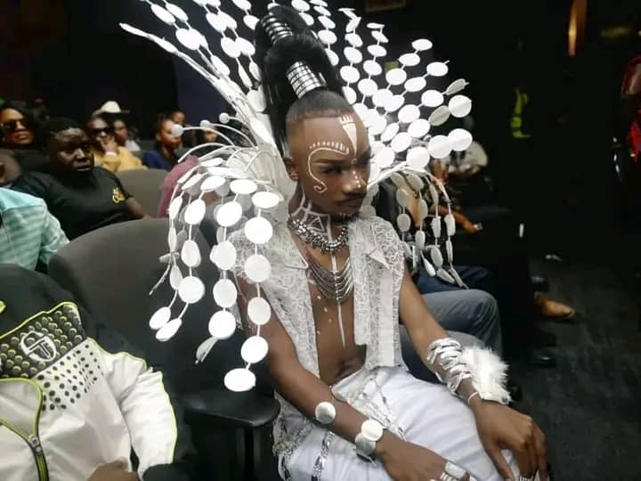 simba_online_'s tweet photo. People can pretend or dress up all they want..but they can't force their mental illness to be my new reality https://t.co/KIVWJ1OotZ