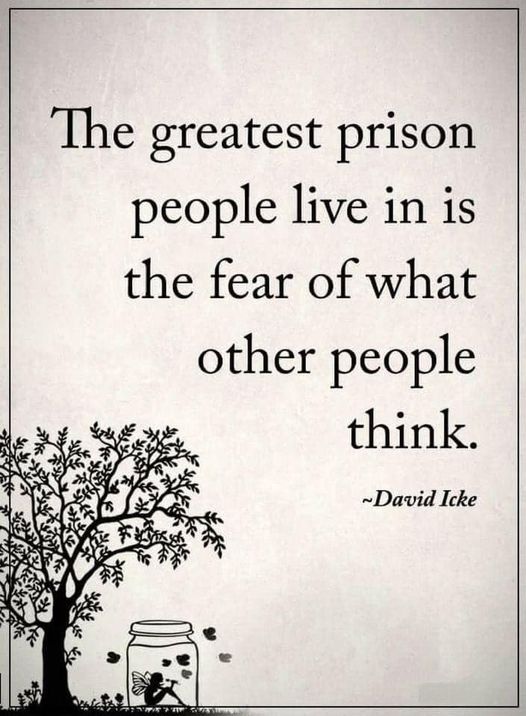TrainingMindful's tweet image. #fear #think #people #live