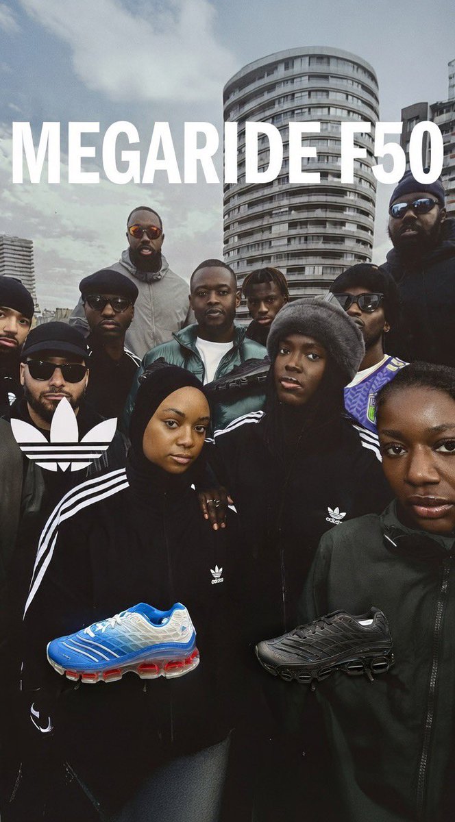 J'passais devant footlocker avec les baskets trouées..