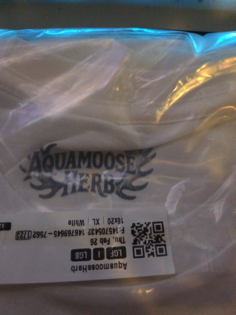 Got me some crimson chaos from <a href="/GzusJankins/">Gzus Jankins</a>.  Love the flavor profile for sure.    We are 22 tubs away from making partner with <a href="/DrinkFreshenUp/">Freshen Up Energy</a>. Code moose at checkout and lets make this happen by <a href="/FreshCroweFest/">Fresh Fest ✘ Crowe Fest</a>.  If we can do it we will giveaway some unreleased moose merch.
