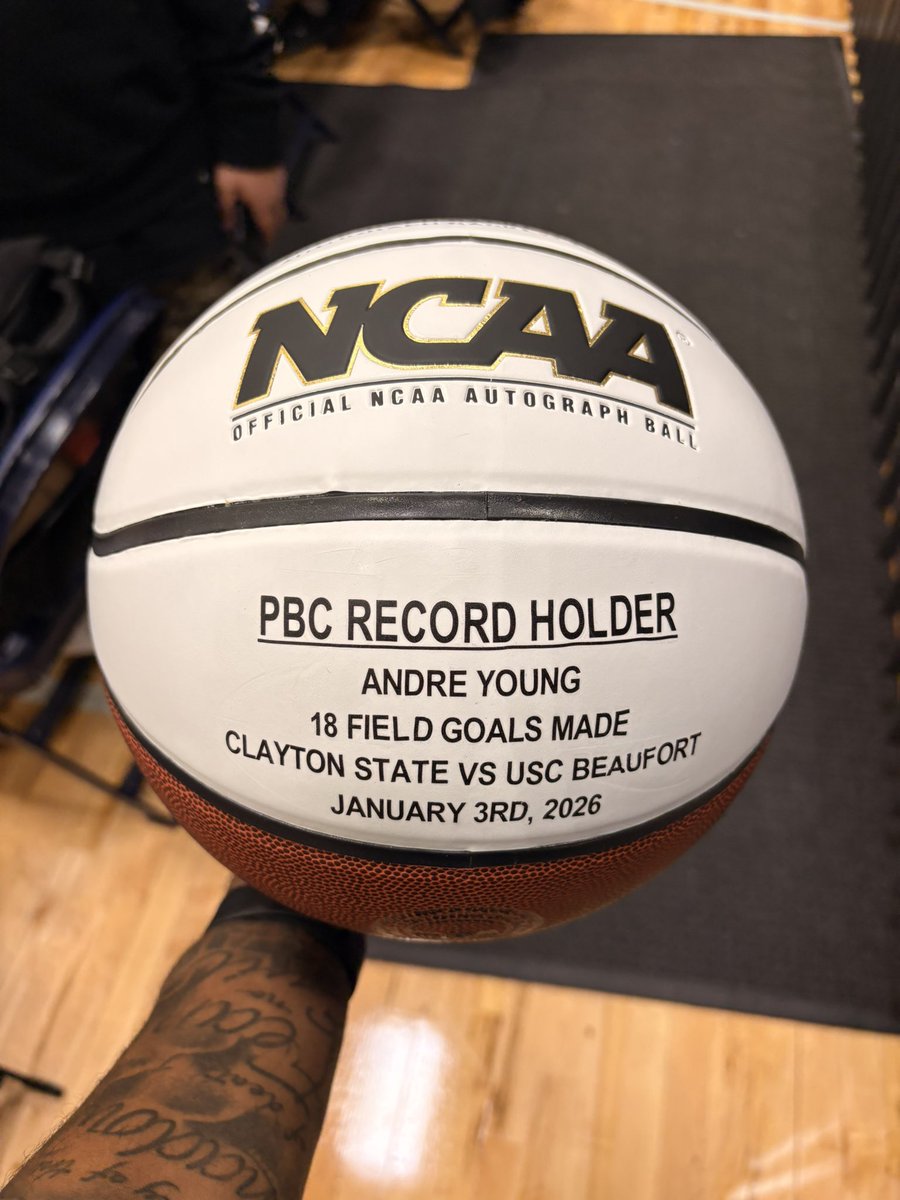 Andre Young tweet media