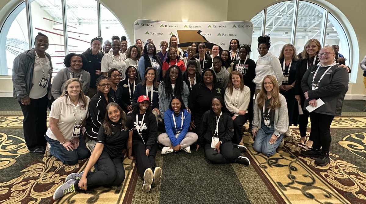 Myssjj's tweet image. The amount of women ADs continue to grow more and more every year! So proud to work alongside some of the best to ever do it!! #WomenInSports #GirlPower @GADACOACHES