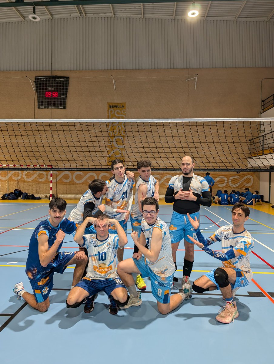 C.V. Rochelambert tweet media