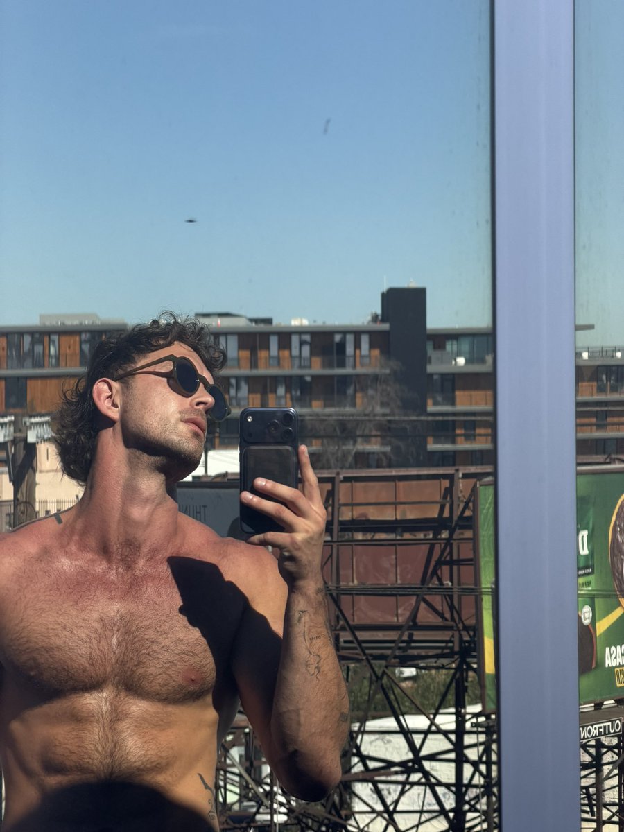 Christianhogue tweet media