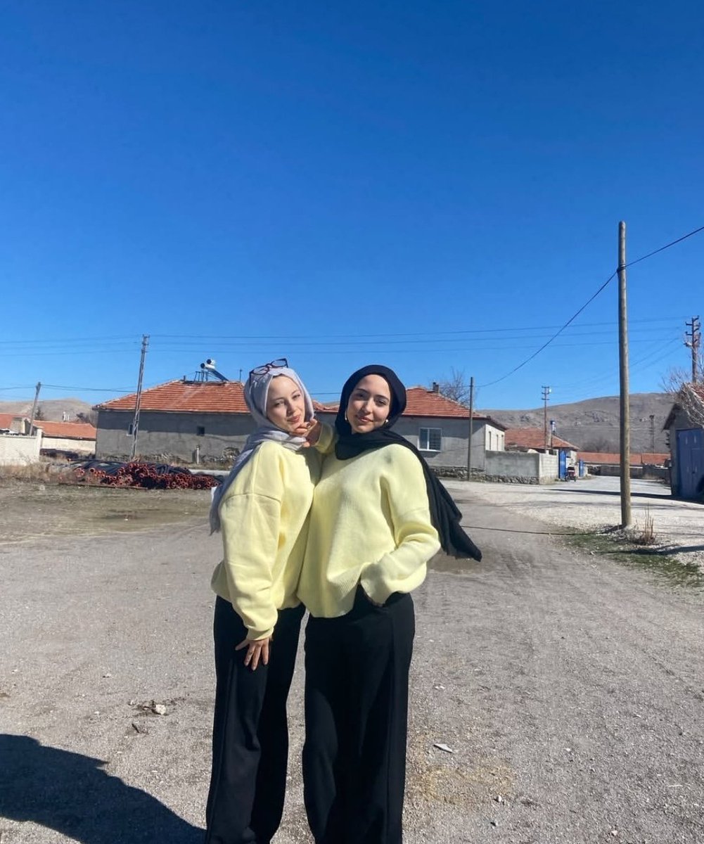 Hizmet et deseler ayaklarına kapanırımm 😍😍😍 #hijablovers