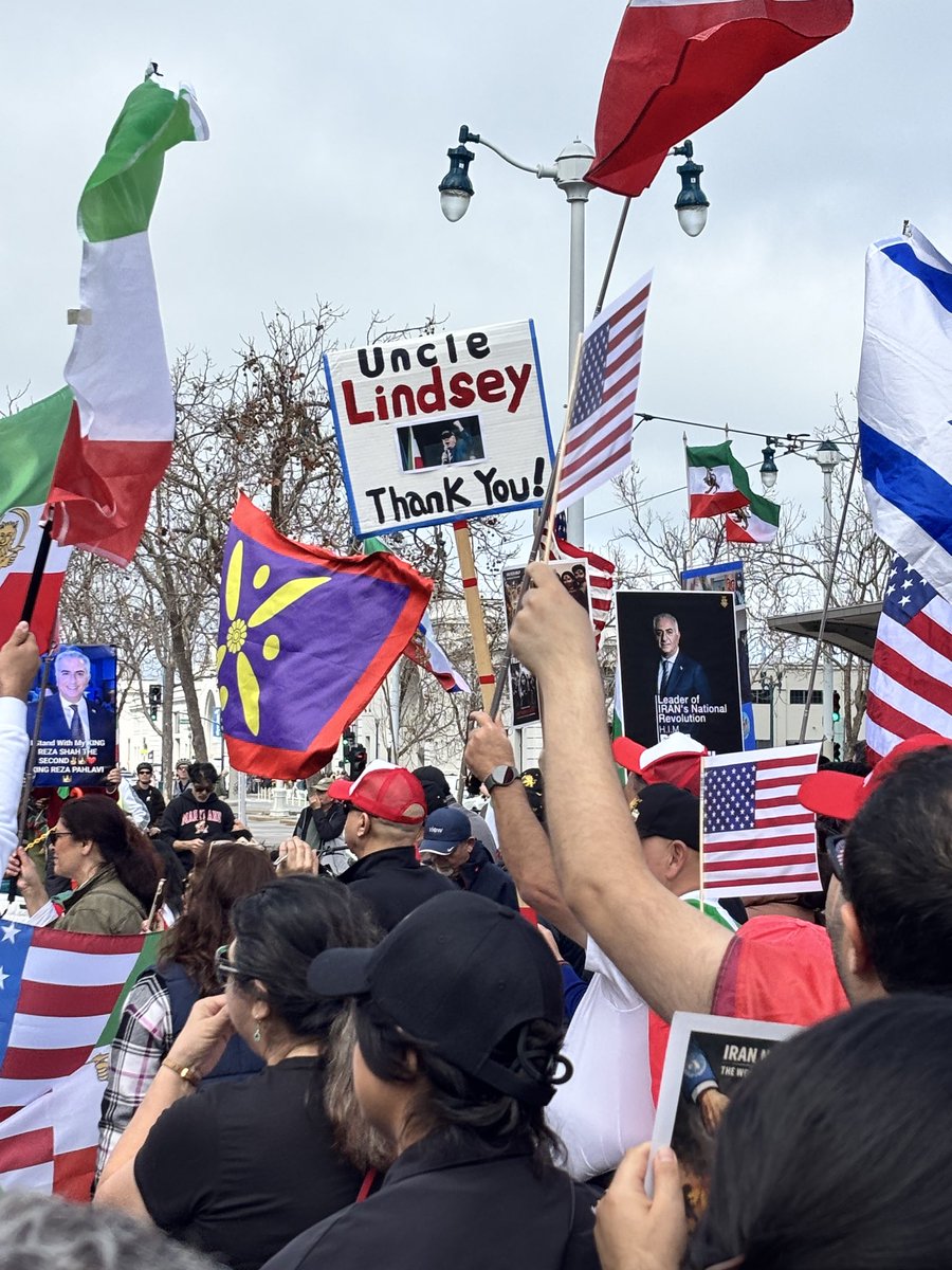 چزاره بورجیا tweet media