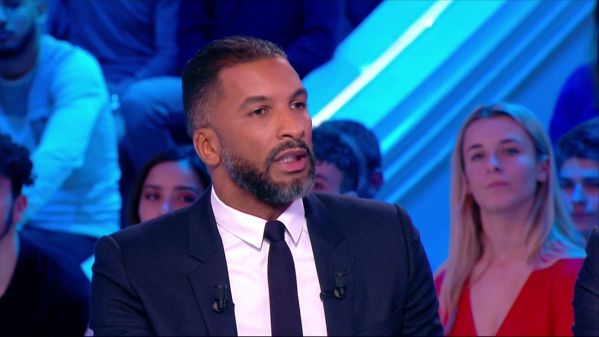 WinamaxSport's tweet photo. - Je ne comprends pas ce que fait le coach de l'OM. Il faut rapporter une stabilité à cette équipe, mais il change de système et de joueurs entre chaque match.
- Mais Habib, c'est vous le coach. https://t.co/AB6zQCA7CZ
