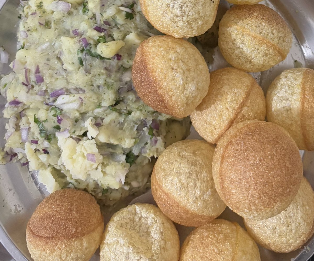 ShejithRea's tweet photo. late night pani puri (i made it from the scratch. forgot to click pani’s pic) craving hits hard. https://t.co/sA896XAJir