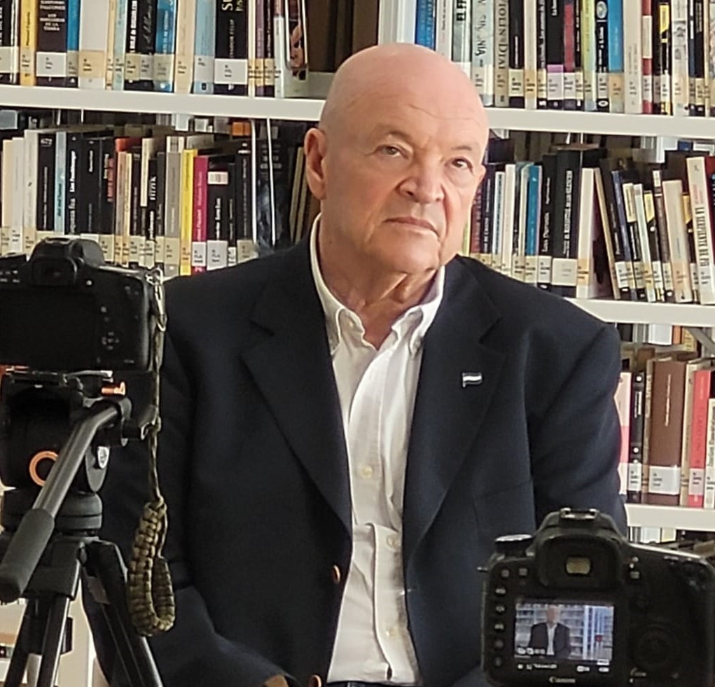 Elegía
noticiasdelavilla.net/elegia/