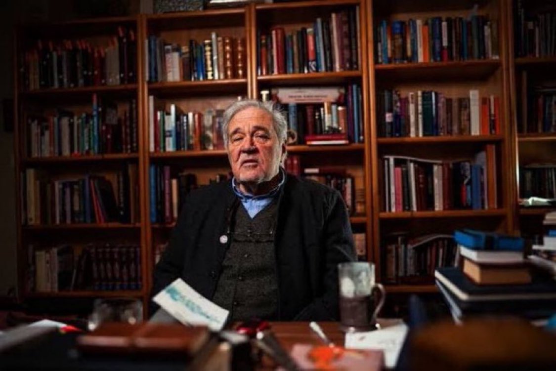 telqraft's tweet photo. 🗣️Prof. Dr. İlber Ortaylı:

“İran’ın yarıya yakını Türkçe konuşur. Tebriz dediler, tüylerim diken diken oldu. Bu hödük Trump gider orayı bombalarsa, bitti yani… Amerikalılar cahildir…

İran Türk yurdudur, 900 yıl Türkler yönetmiştir. Ne Pehlevilerden ne de mollalardan yanayız.

Sadece Türklerden yanayız.”