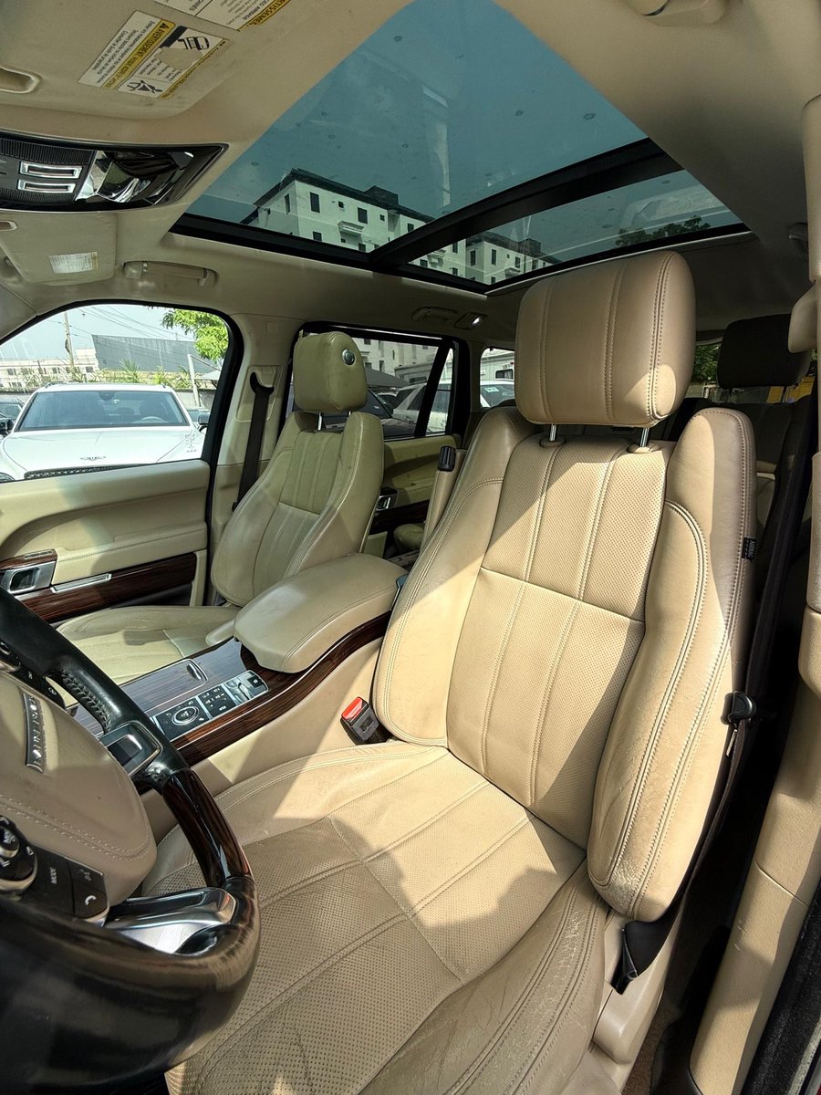 PRIMEMINISTERZ's tweet photo. 2015 Range Rover Long Wheel Base Supercharged 
#45 Million Naira 
Location: Lekki Phase 1 Lagos Nigeria https://t.co/Is28L1gGQ7