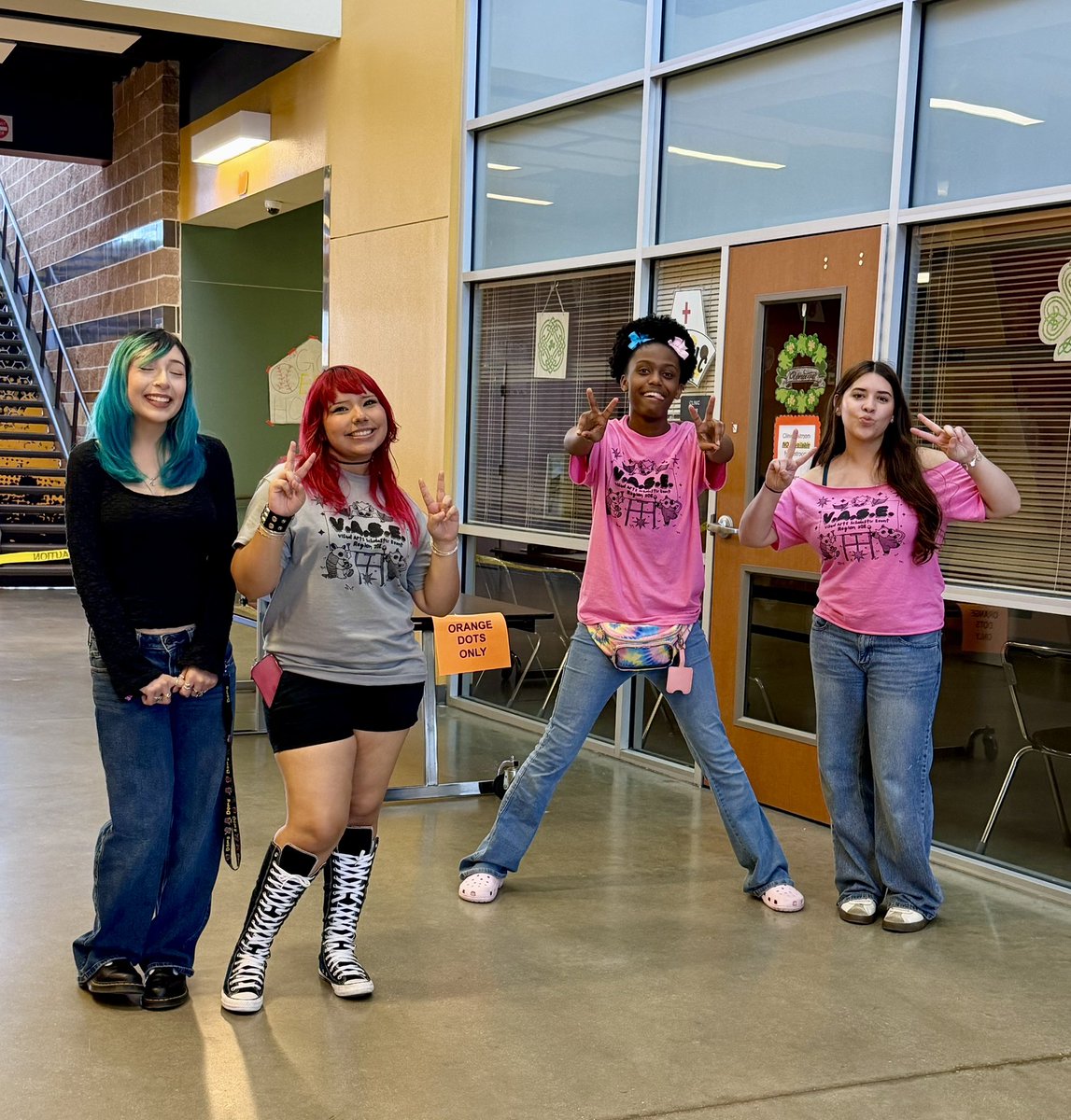 East Central Art tweet media