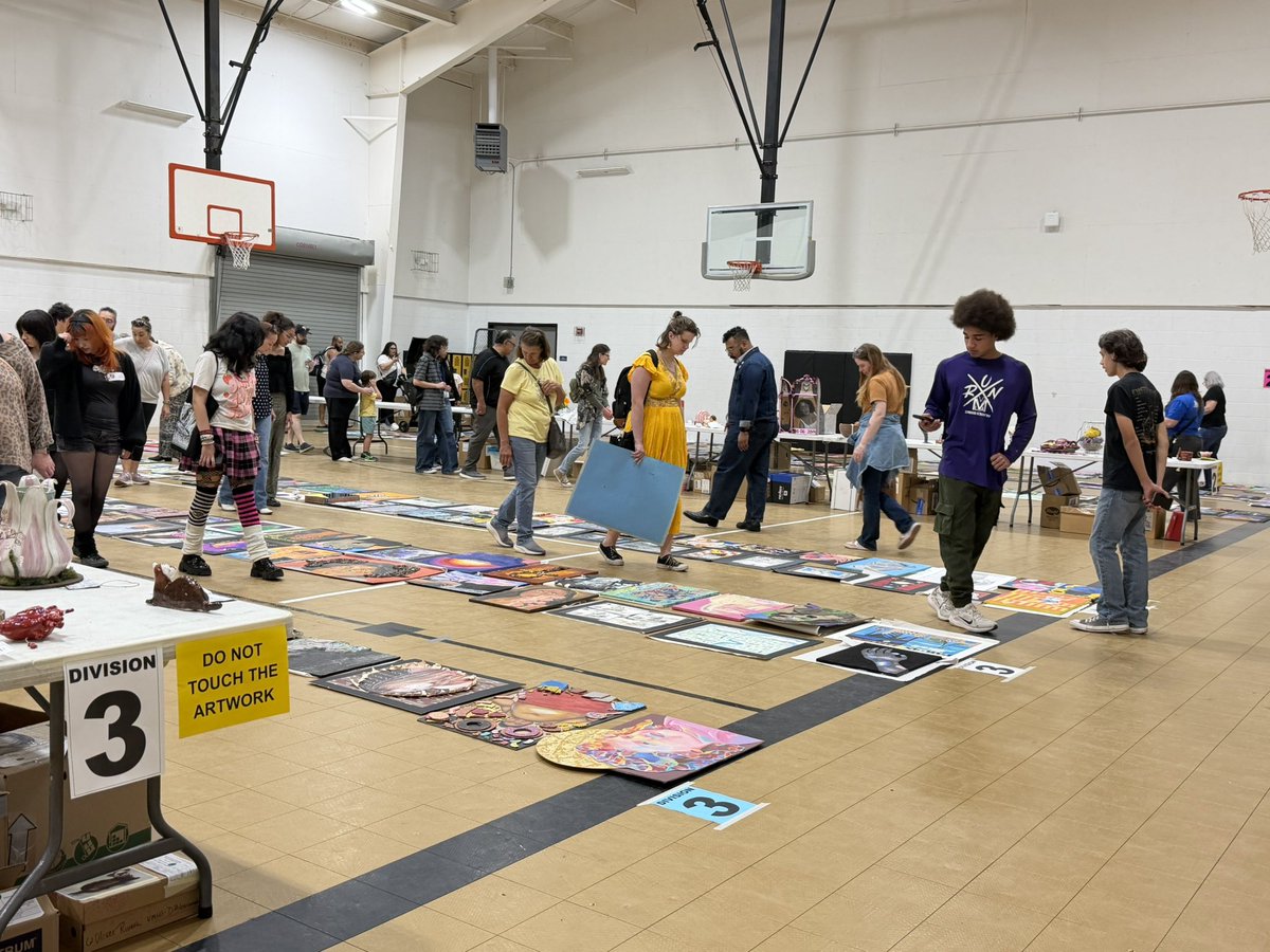 East Central Art tweet media