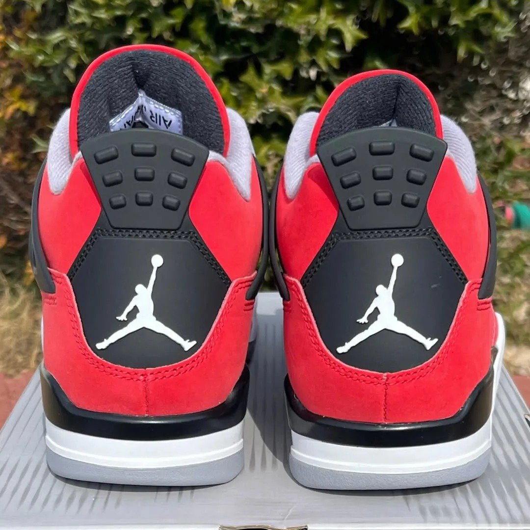 air jordan 3 toro bravo