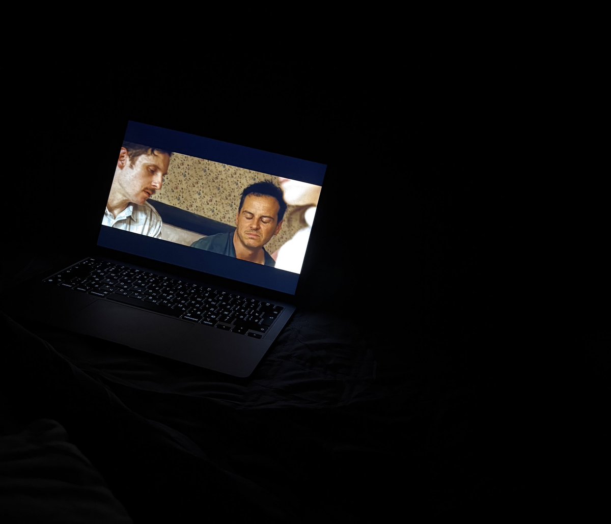 Невероятный tweet media