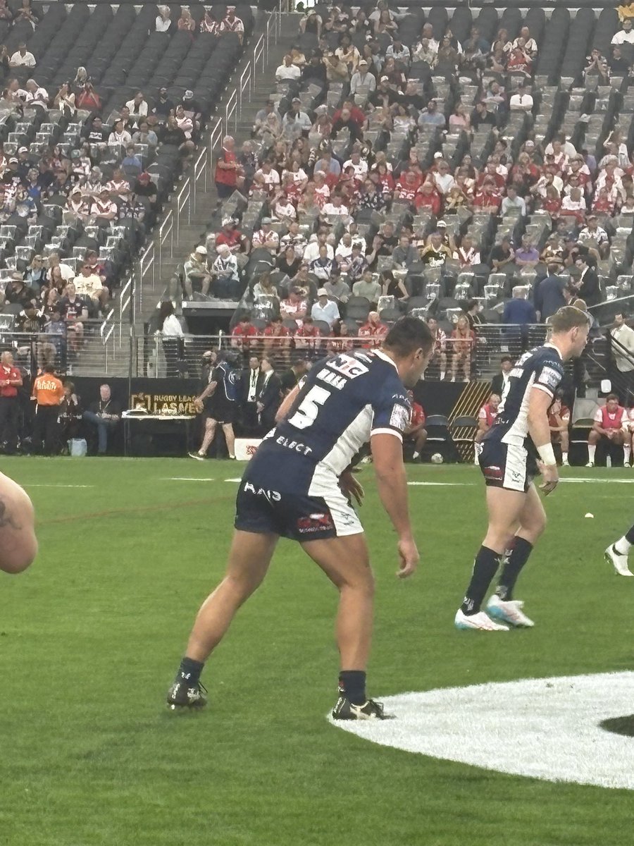 ExHullKiwi tweet media