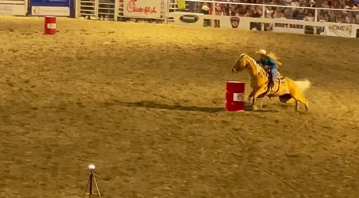 antho_herren's tweet photo. Lehi, UT Rodeo 🐴 #FirstAveFilms 🎬 https://t.co/zBQATaF2ov