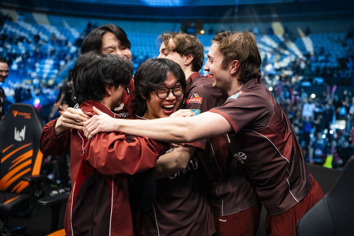 On a perdu mais bordel on vient d'assister à la plus grande finale de l'histoire de la LEC.

Bravo à l'équipe, elle a un niveau démentielle, j'ai aucun doute qu'on ira très loin maintenant focus sur la suite, le MSI. #KCORP