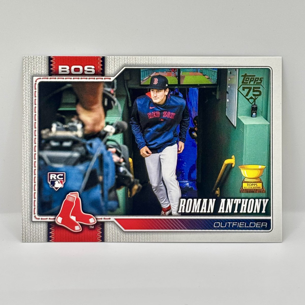 allthecards_mlb's tweet photo. ‼️FOR SALE‼️

2026 Topps Series 1 Roman Anthony Golden Mirror SSP

🏷️$1,400

RTs much appreciated 🙏 https://t.co/eXT3t0YH93