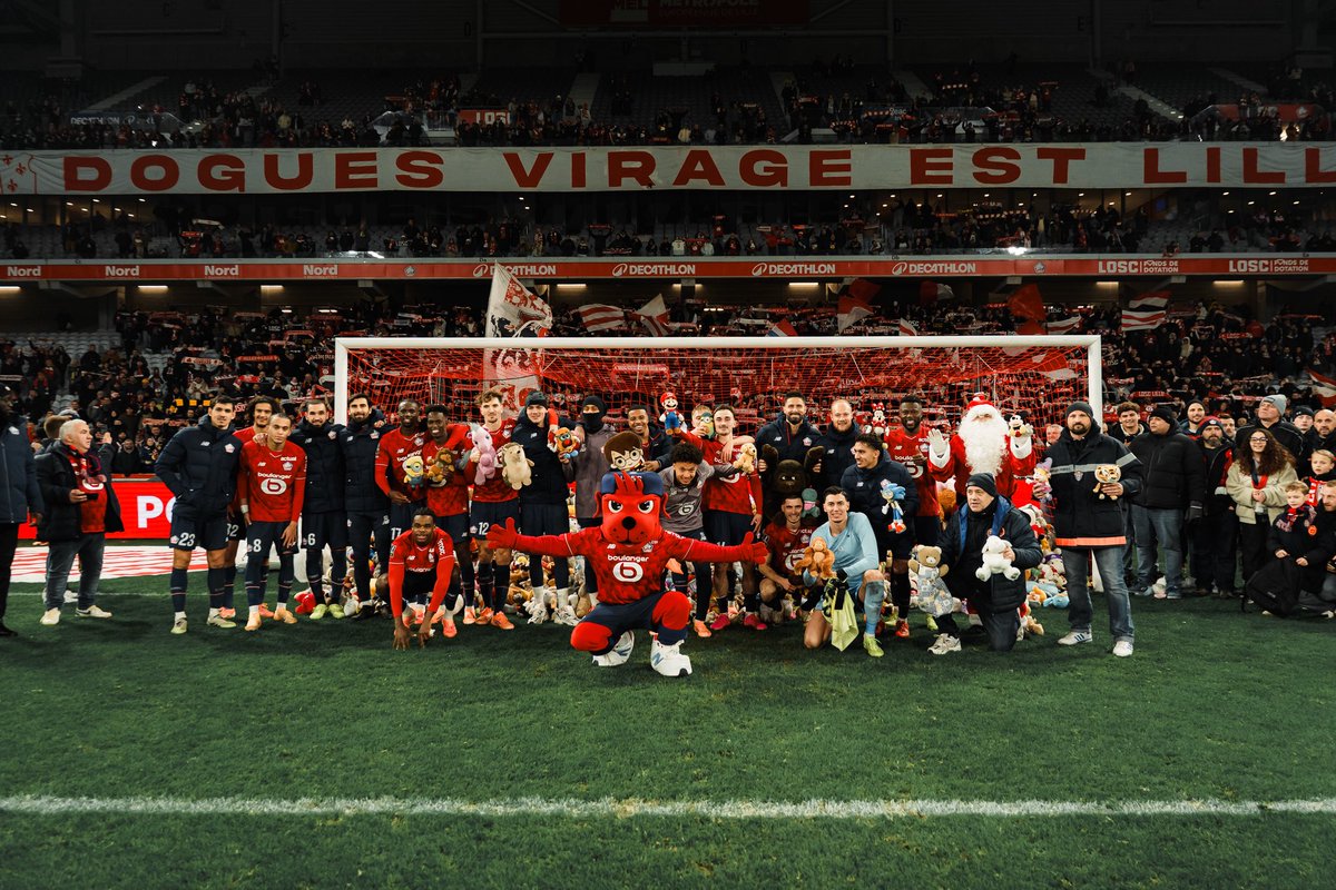 🇫🇷 Lilloises, merci beaucoup! ❤️

À mes coéquipiers, à tout le staff et aux supporters, qui sont l’âme du LOSC.

Je vous souhaite beaucoup de succès, toujours, et je vous emporte tous dans mon cœur. Lille sera toujours spéciale!

Un nouveau défi s’annonce, avec l’ambition et