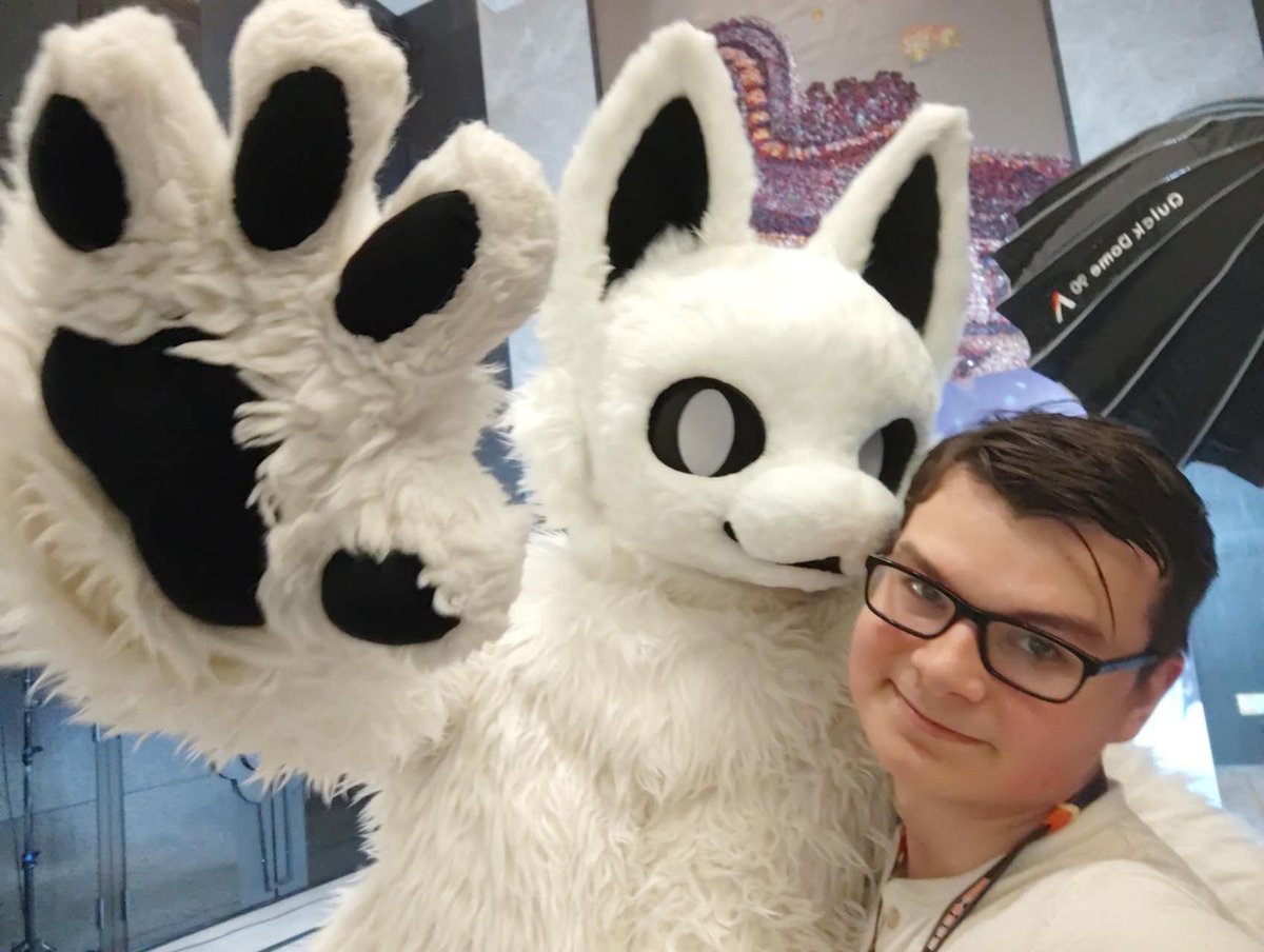 半岛柿子喵 tweet media