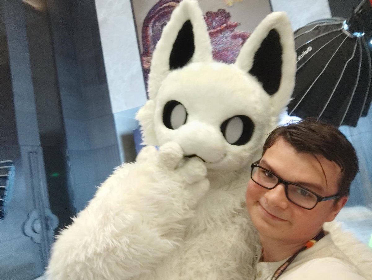 半岛柿子喵 tweet media