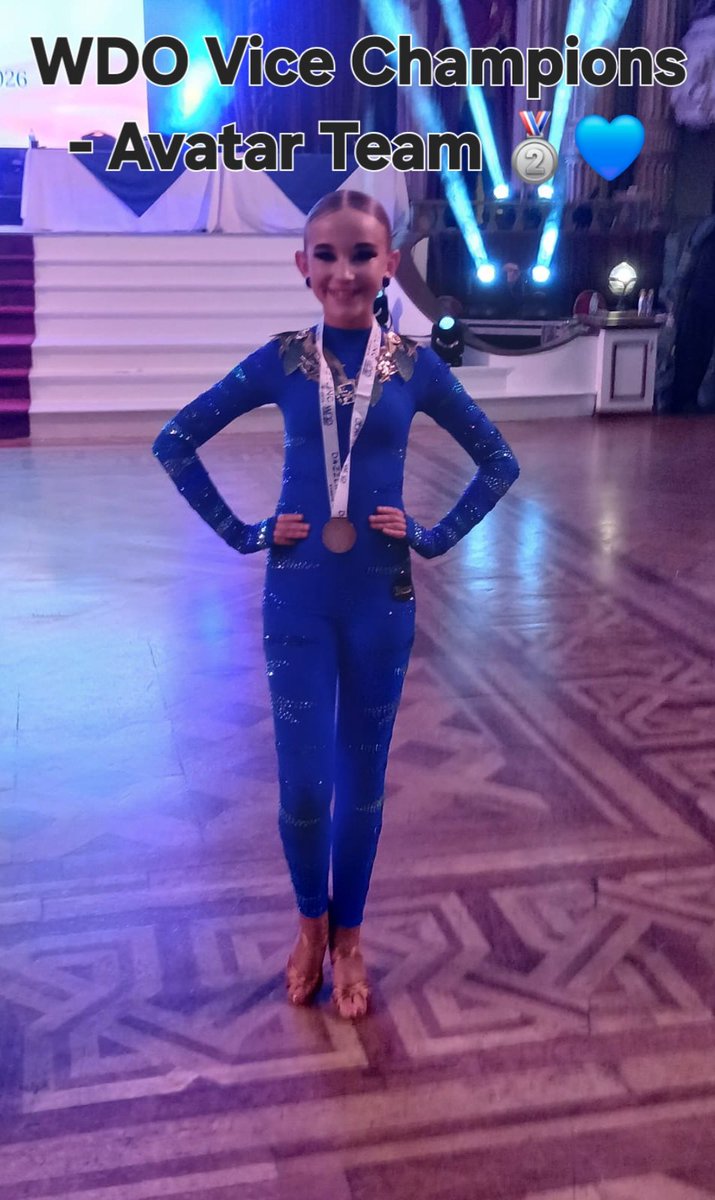 Hannah Perry tweet media