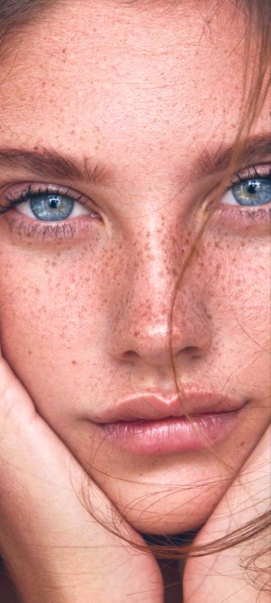 FreckledFace111's tweet image. #FreckledFace 🩵#Beauty