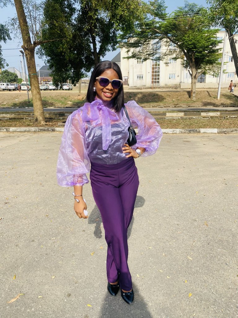someonesweett's tweet photo. Never late to bless your screen💕

I pray for more money this week as we work🙏 https://t.co/MDmhMWow1R