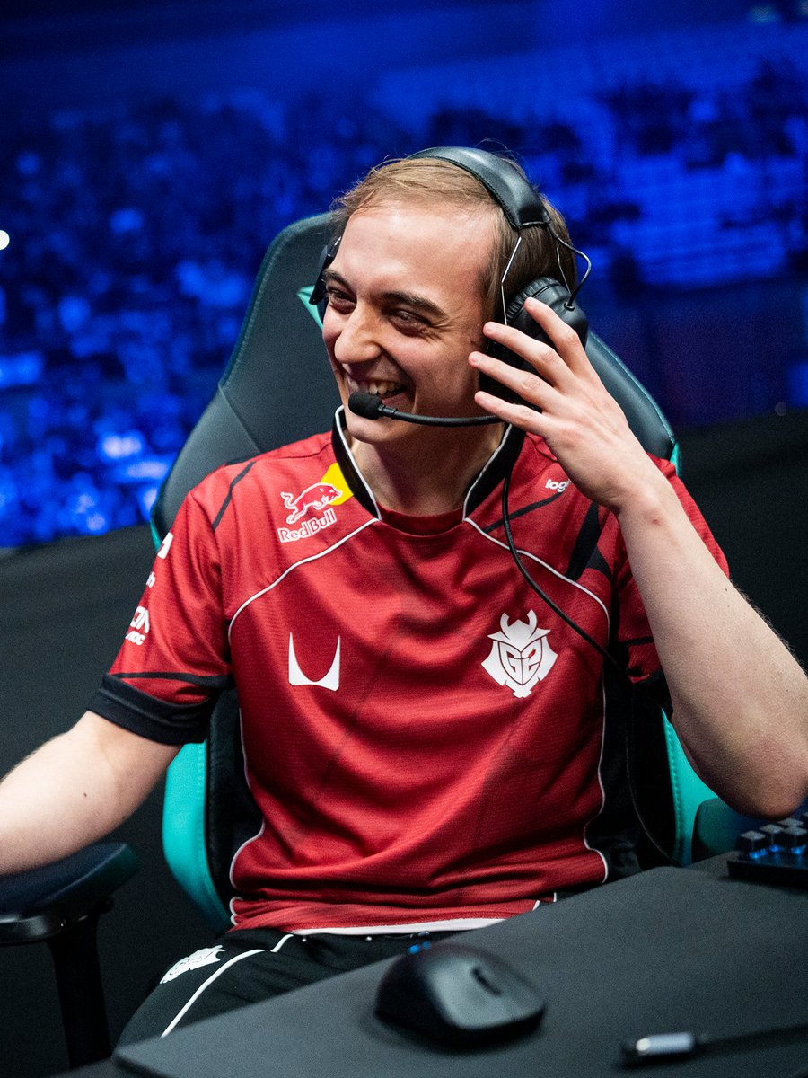 lolesports's tweet photo. CAPS.

That's it. That's the post. https://t.co/VFI0i0p5Ff