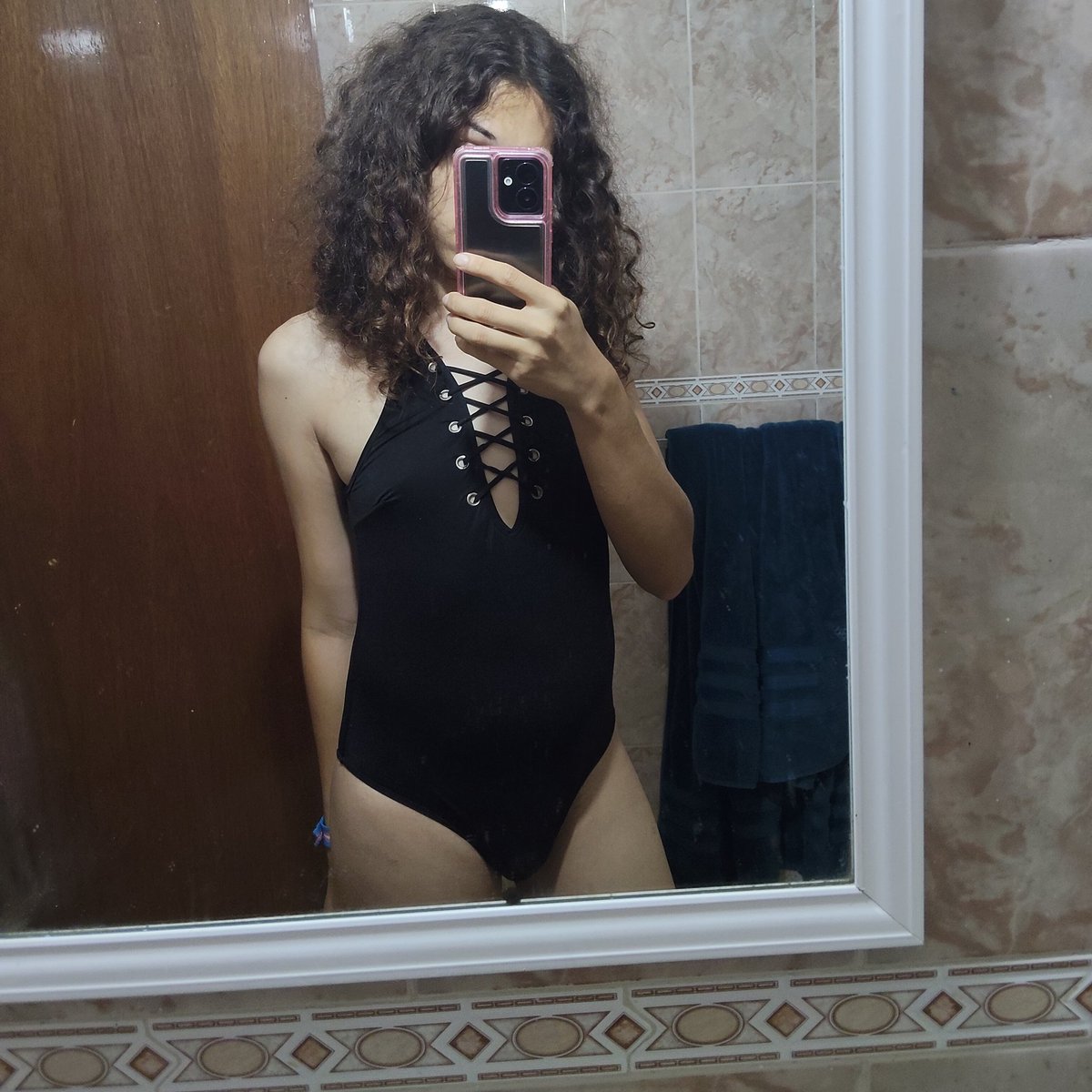 ElisabethNoir's tweet photo. 🐭🪞
👙 https://t.co/P5TKEl8gDd