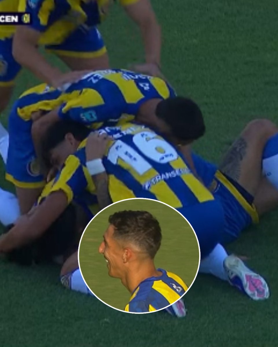 DiarioOle's tweet photo. ‼️⚽️ GOL DE DI MARÍA : GANA ROSARIO CENTRAL 1-0 EN CANCHA DE NEWELL'S

La Lepra era superior, pero Fideo apareció UNA VEZ MÁS en los partidos importantes 🤯🟡🔵 https://t.co/9FFNbEe6YP
