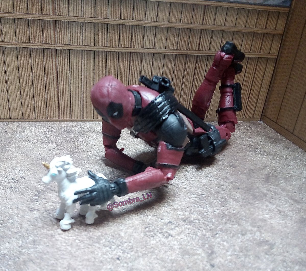 Sombra_LN's tweet photo. #Deadpool 🦄🤍 https://t.co/EZaRZI99uE
