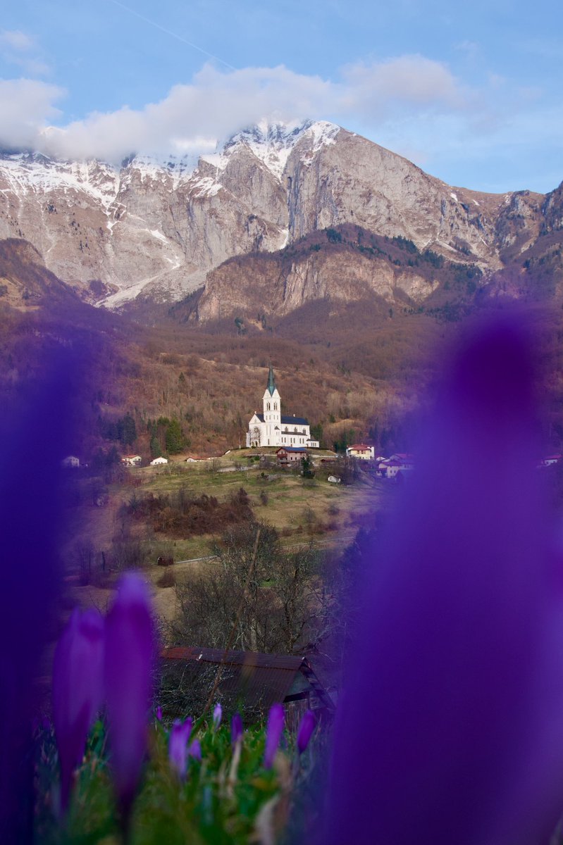 Exploring Slovenia tweet media