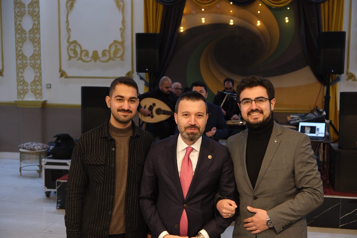 akgencyozgat's tweet photo. 📍 Şefaatli
Milletvekilimiz Süleyman Şahan ve teşkilatımızla ziyaretler gerçekleştirdik. İftarda buluşup gençlerle hasbihal ettik. Birlikte güçlü, kararlılıkla yolumuza devam ediyoruz. 💙 https://t.co/THk7gjZ5HI