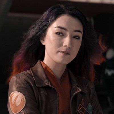 kryzebuff's tweet photo. #NewProfilePic because Sabine is gorgeous and awesome 💜 https://t.co/ygIaYWwGem