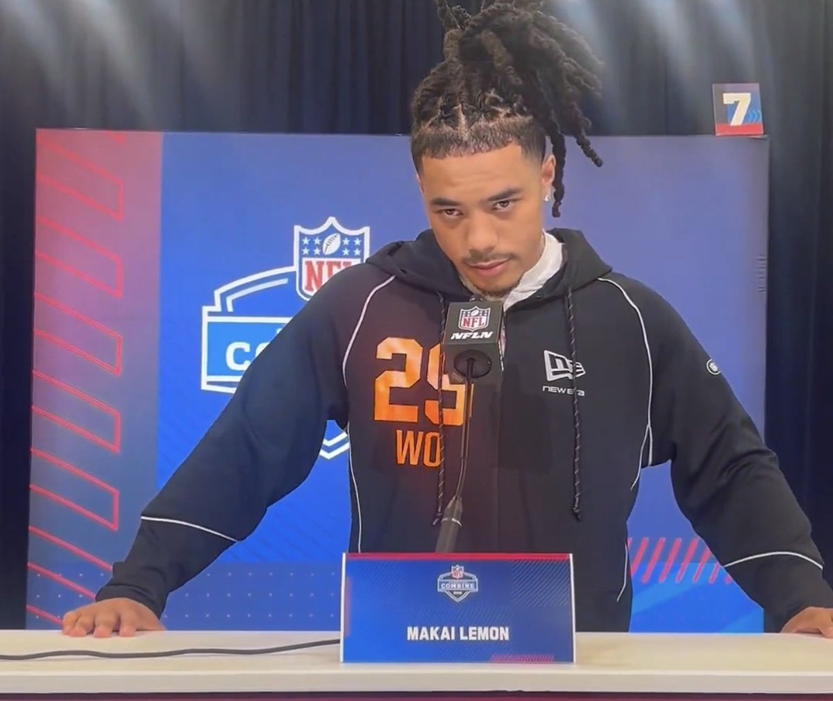 Sara Larson | BBGurl4Life tweet media